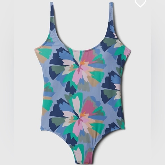 NWT GAP Woman’s Scoop Neck Swimsuit - Picture 7 of 8